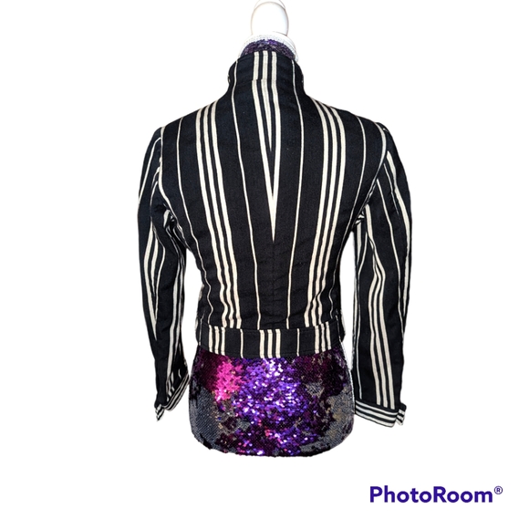 BURBERRY Size 6 VTG Wool Black & White Striped Crop Jacket w/ COA - Picture 3 of 11